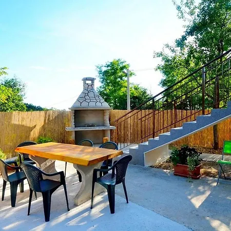 House Eda With Private Pool Dom wakacyjny Buzet