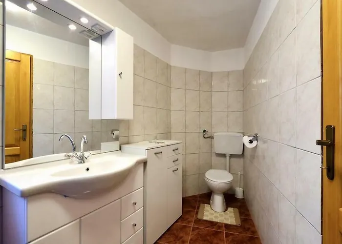 House Eda With Private Pool * 布泽特